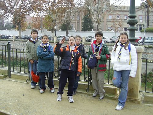 Castores y Lobatos en la Fuente de la Bicha
14 enero 2006 - Foto 5