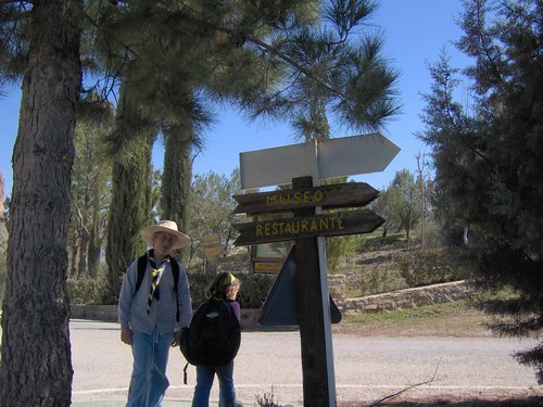 Excursi�n a la Ermita de los Tres Juanes
Sierra Elvira (Atarfe) - 11 marzo 2006 - Foto 46