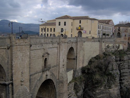 Descubierta en Ronda - Foto 18