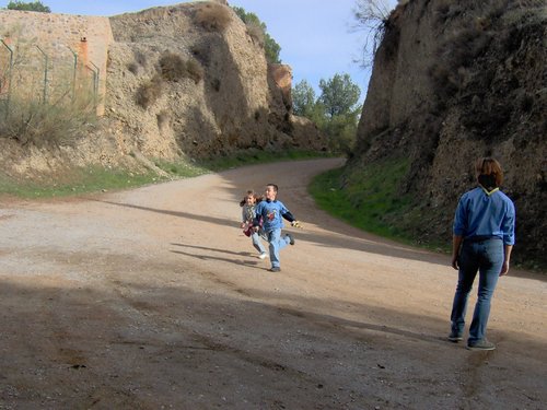 Excursi�n a la Silla del Moro - Presentaci�n de la canci�n para el Festival - 19 de noviembre de 2005 - Foto 62