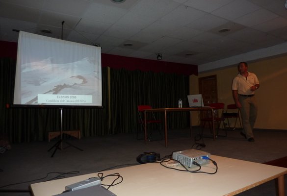 Charla Monta�ero Salda�a - 19 de junio de 2010 - Foto 13