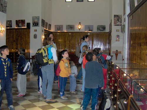 Excursi�n a la Ermita de los Tres Juanes
Sierra Elvira (Atarfe) - 11 marzo 2006 - Foto 58