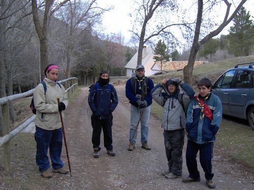 Tropa y Unidad en el Pozo de la Nieve - Sierra de Baza - 18 febrero 2006 - Foto 1