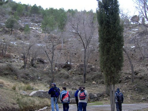 Tropa y Unidad en el Pozo de la Nieve - Sierra de Baza - 18 febrero 2006 - Foto 4