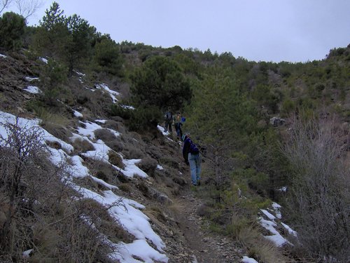 Tropa y Unidad en el Pozo de la Nieve - Sierra de Baza - 18 febrero 2006 - Foto 11