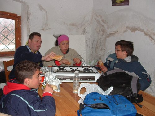 Tropa y Unidad en el Pozo de la Nieve - Sierra de Baza - 18 febrero 2006 - Foto 119