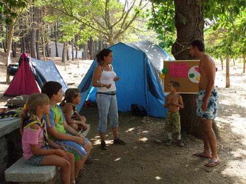 Campamento de verano "ROBLEDAL" del 1 al 15 de Agosto de 2007 - Foto 1