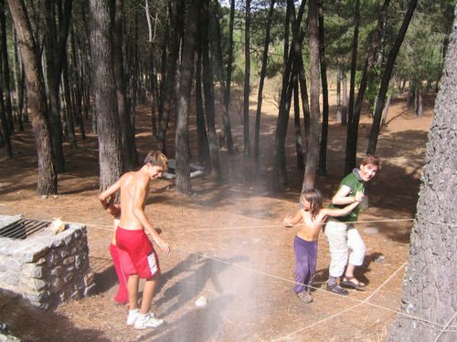 Campamento de verano "ROBLEDAL" del 1 al 15 de Agosto de 2007 - Foto 104